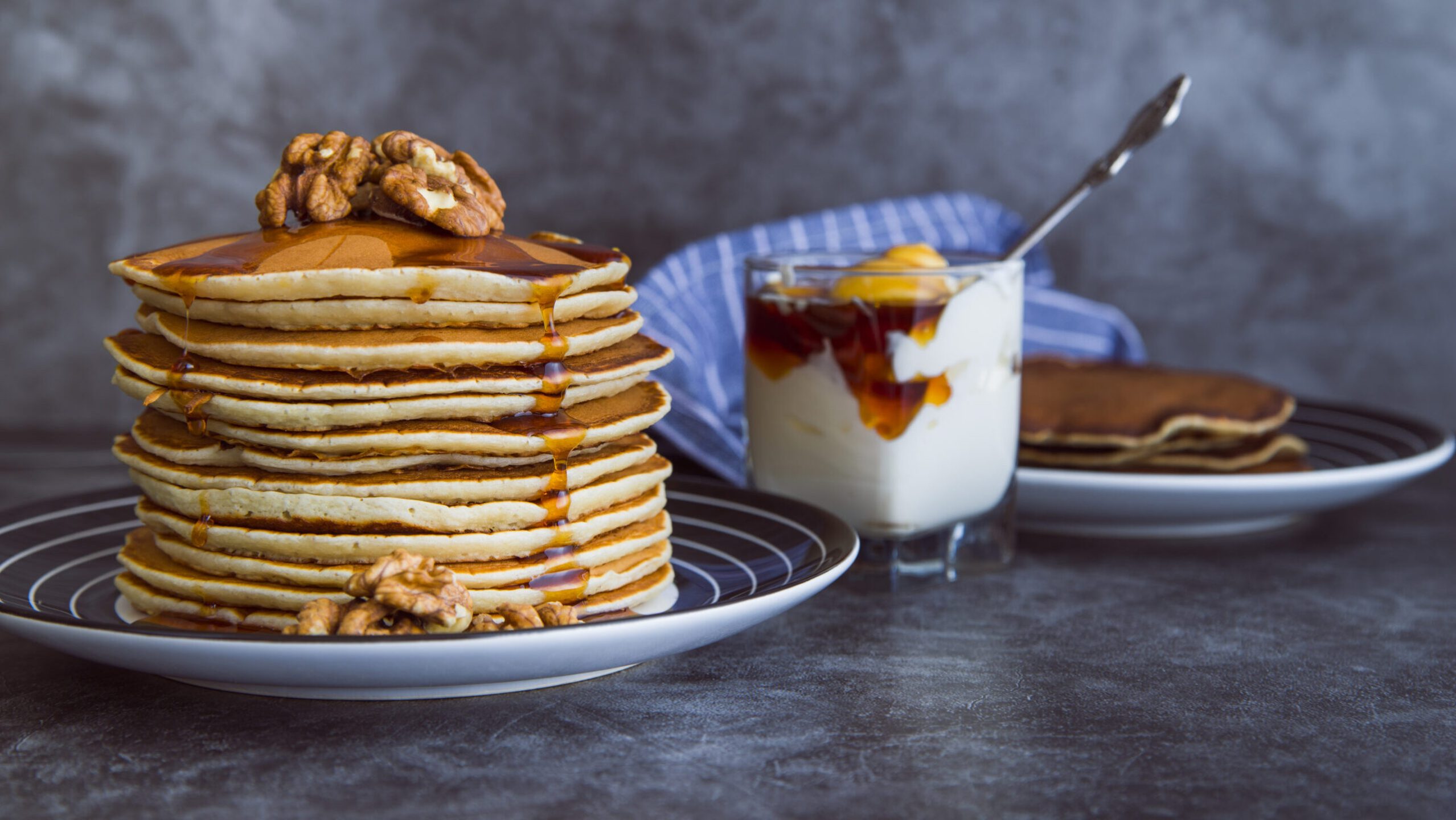 fresh-pancakes-table-studio